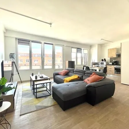 Magnifique Appartement, Hyper Centre De Dunkerque, Proche De La Gare Et Du Port, Ultra Equipe, Avec Balcon. Δουνκέρκη